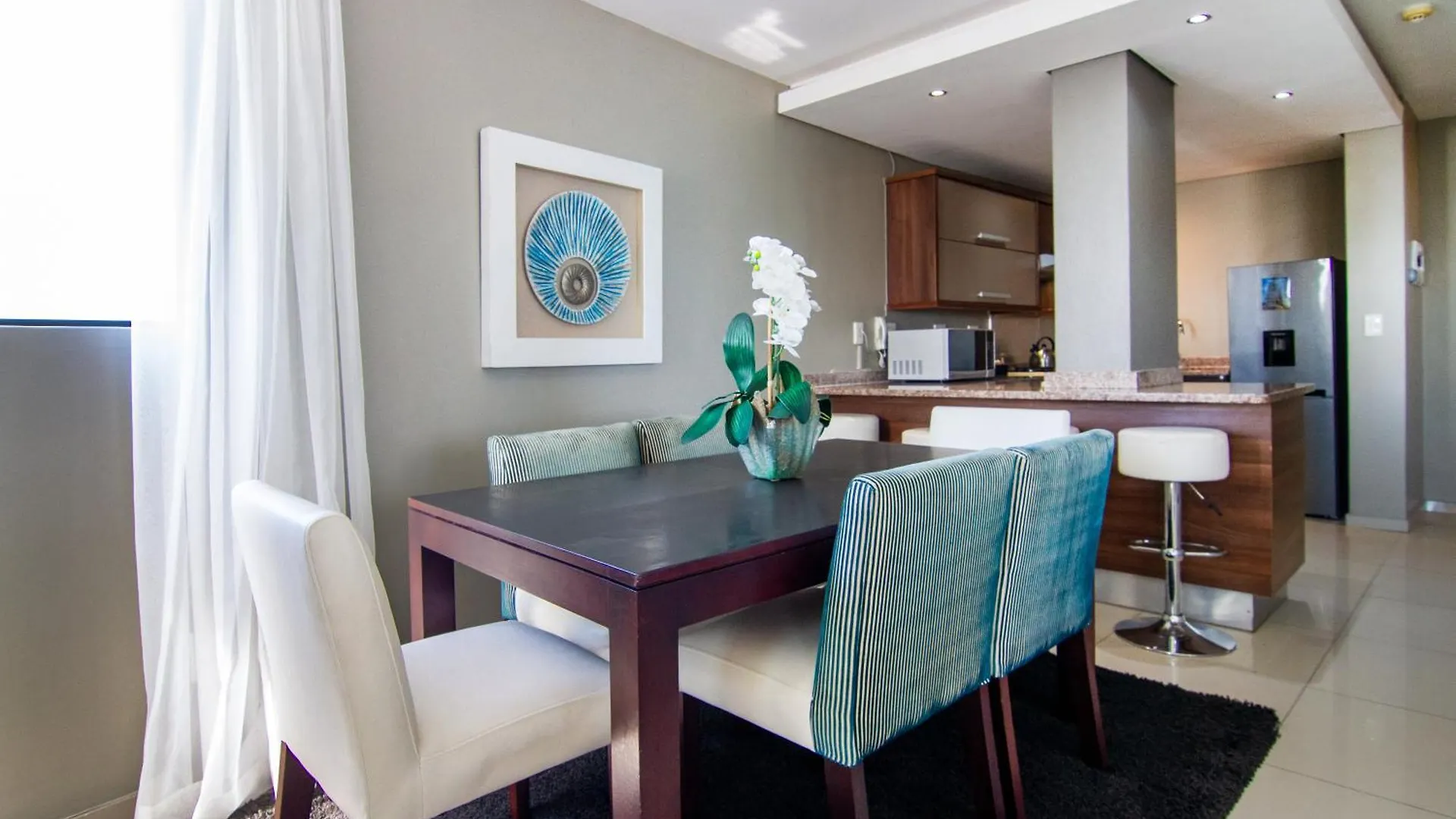 Aquarius Luxury Suites- Capetown Le Cap Appart hôtel